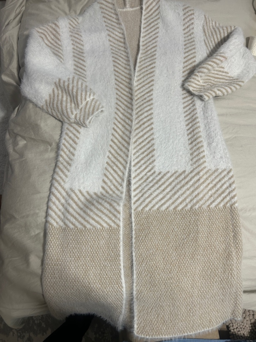 Cozy Open-Front Striped Cardigan Sweater - Cream & Tan
